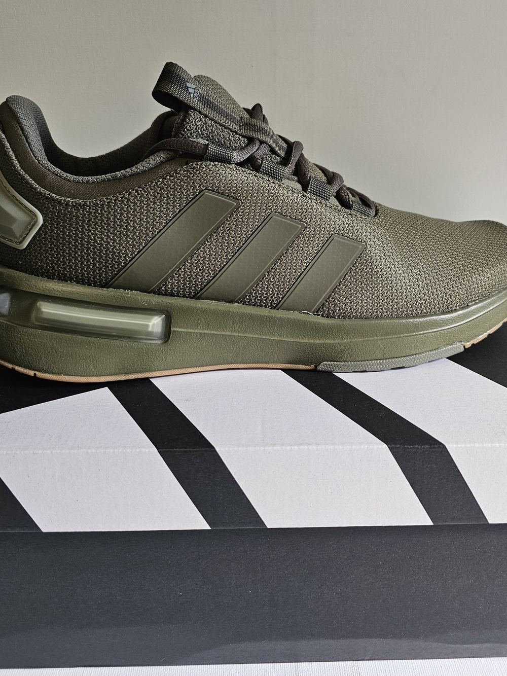 Men's Racer Tr23 Olive Athletic Sneakers - M9